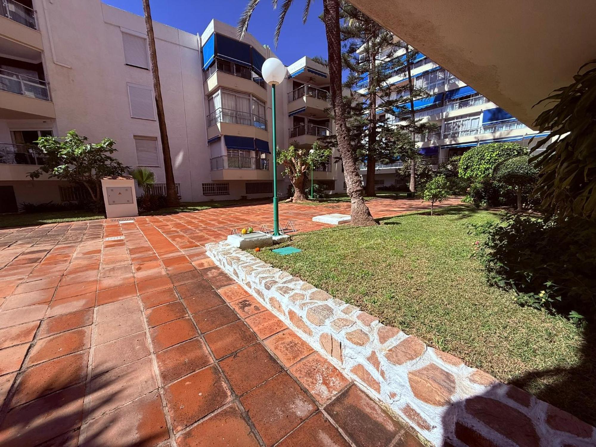 Apartamento En El Centro Cerca De La Playa Fuengirola Bagian luar foto